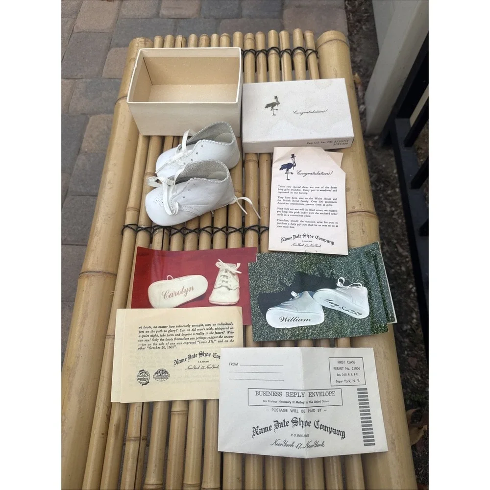 congratulations orig box-ORIG WHITE LEATHER BABY CRADLE SHOES GIFT ENGRAVEMENT
